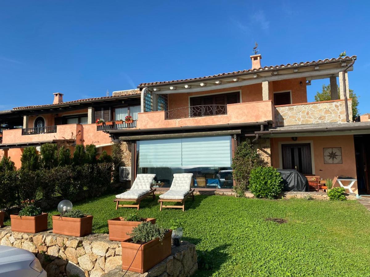 Claude&Kate'S Dream House Villa Porto San Paolo  Exterior photo